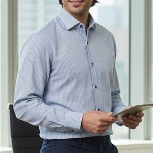 👔 Dolce & Gabbana Luxury Men’s Dress Shirt – Size 17/43 (Made in Italy)